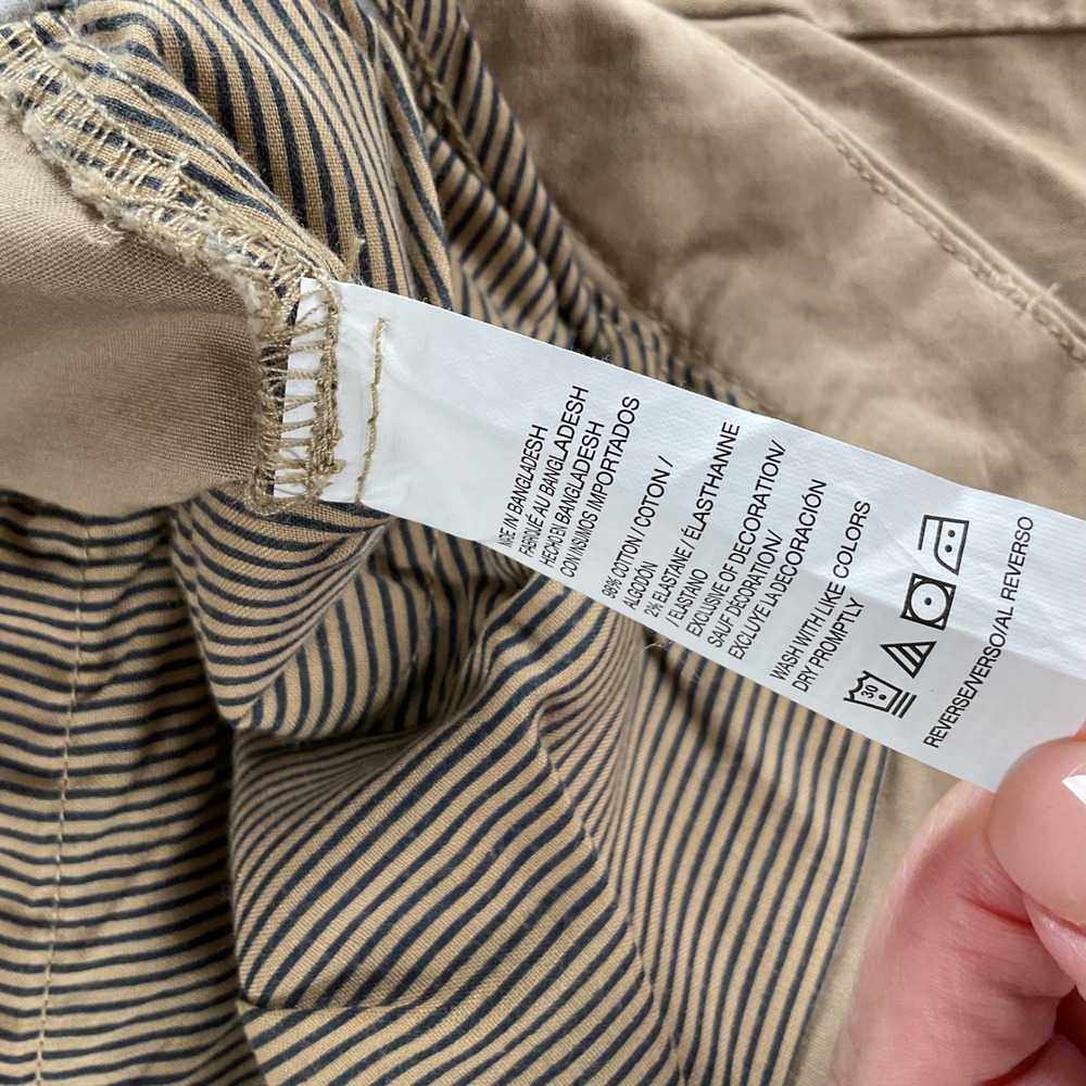 IZOD Saltwater Relaxed Classics Khaki Flat Front Shorts Mens 40W 9.5 Inseam‎ NEW - Picture 5 of 7